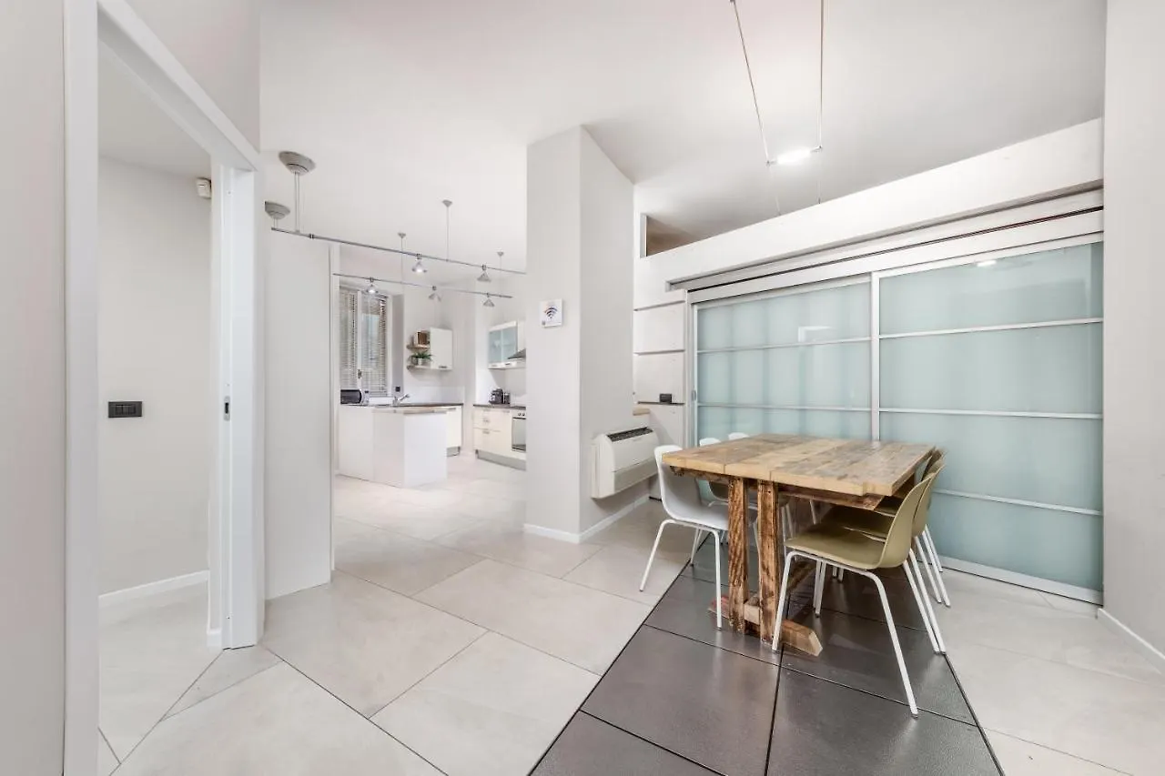 Apartment Casa Da Suite Splendida Milan Italy